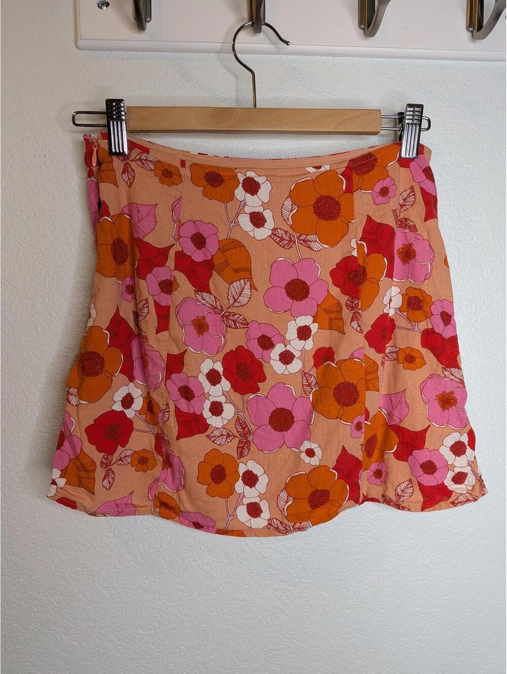 Urban Outfitters Floral Mini Skirt Peach Pink Orange Women’s Small Retro Style